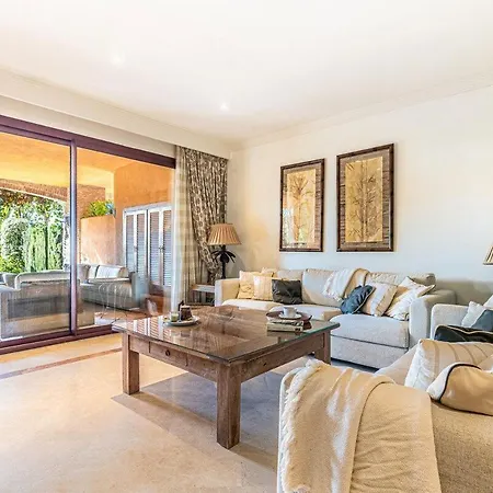 Ap. En Monteros - * Marbellac